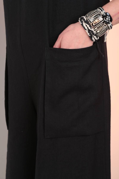 Комбинезон полуприлегающий с запахом и накладными карманами Ma Vie М142ч черный - фото 5