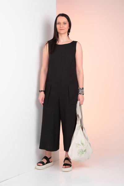 Комбинезон полуприлегающий с запахом и накладными карманами Ma Vie М142ч черный - фото 1