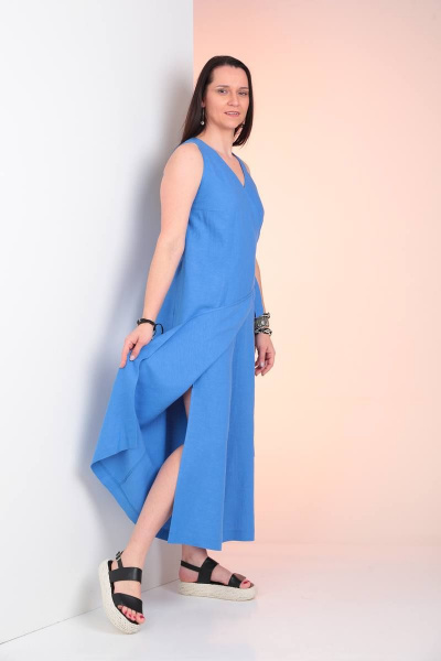 Комбинезон свободный с запахом и кулисой на спинке Ma Vie М627 синий - фото 3
