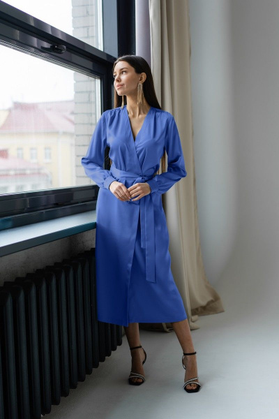 Элегантное атласное платье на запах с длинным рукавом i3i Fashion 100/1 - фото 2