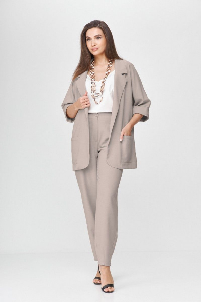 Стильный бежевый жакет оверсайз с карманами и поясом Abbi 6001 серо-бежевый - фото 2