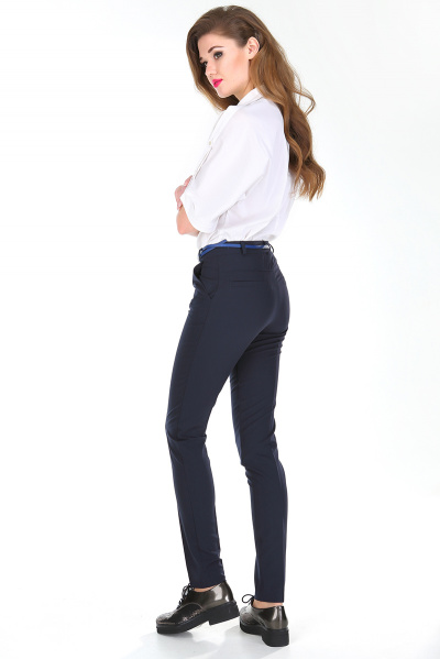Демисезонные брюки зауженные с карманами из текстиля DNM 002 синий - фото 2