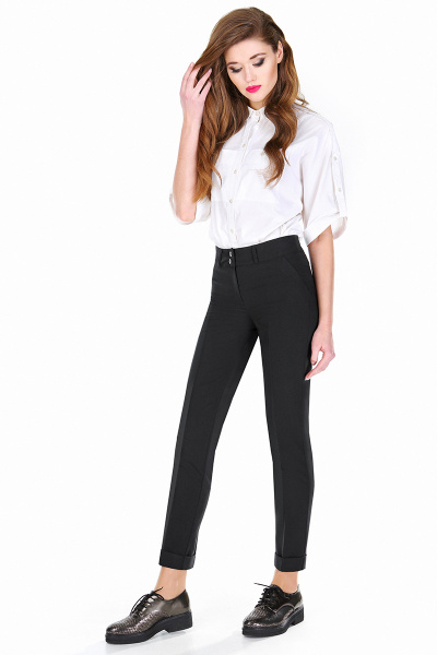 Черные брюки из текстиля с карманами и отложным манжетом для делового стиля DNM 003 черный - фото 1