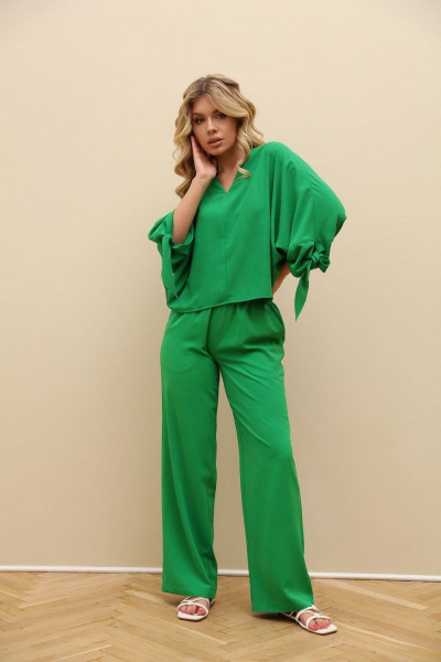 Комплект из укороченного джемпера и прямых брюк из текстиля LM КЗ8097 - фото 3