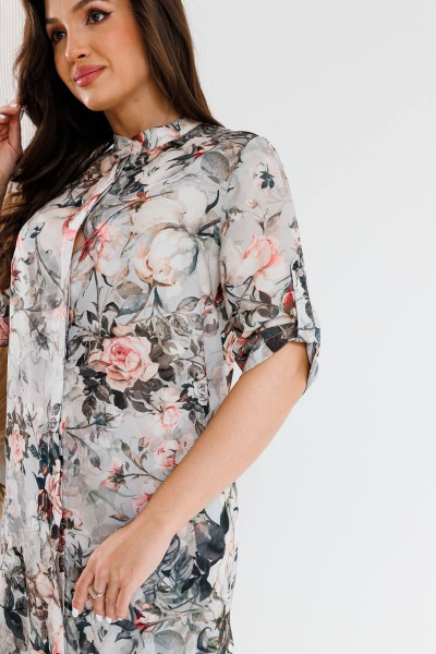Серый костюм из блузона и брюк с принтом для повседневных образов SandyNa 130544 цветы+серый - фото 11