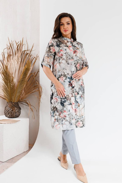 Серый костюм из блузона и брюк с принтом для повседневных образов SandyNa 130544 цветы+серый - фото 5