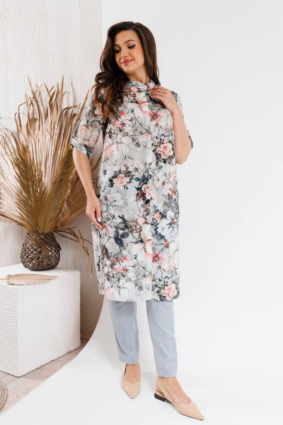 Серый костюм из блузона и брюк с принтом для повседневных образов SandyNa 130544 цветы+серый - фото 4