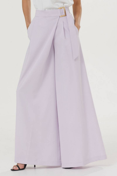 Фиолетовые расклешенные брюки на запах из текстиля Lyushe 3427 лаванда - фото 5