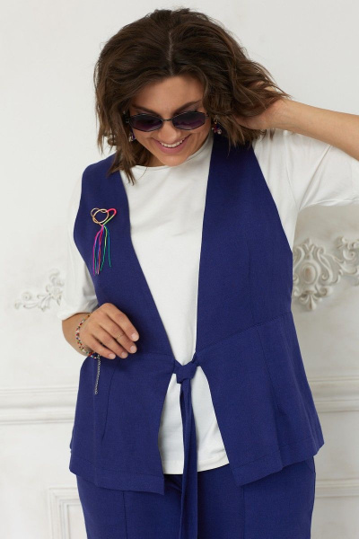 Летний жилет полуприлегающего силуэта из льняной ткани BegiModa 7008 индиго - фото 1