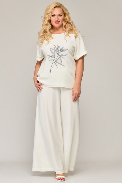 Романтичный летний комплект из шифона: блузка и брюки с вышивкой Angelina & Сo 844 - фото 3