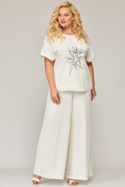 Романтичный летний комплект из шифона: блузка и брюки с вышивкой Angelina & Сo 844 - фото 1