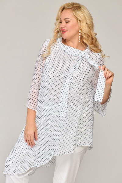 Белая удлиненная блузка свободного силуэта с асимметричным низом Angelina & Сo 851 - фото 7