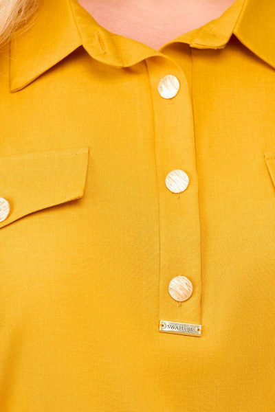 Платье легкое полуприлегающее из текстиля с декоративными пуговицами Swallow 668.4 горчица - фото 10