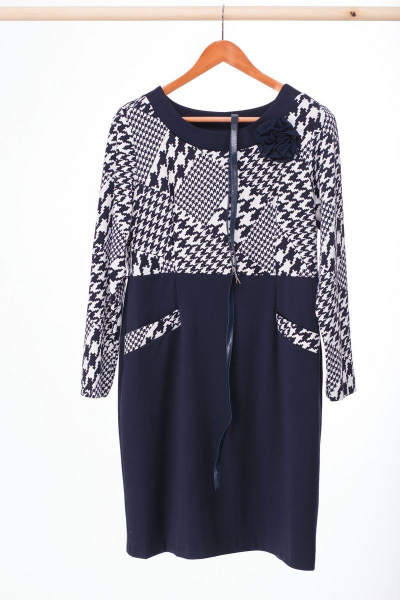 Теплое платье с карманами, съемным поясом и отрезом по линии талии Anelli 107 сине-белый - фото 5