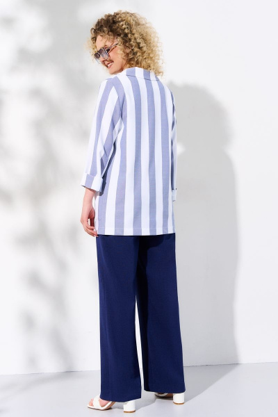 Классический костюм с брюками, топом и жакетом из текстиля Euromoda 459 - фото 5