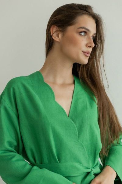 Летний леновый костюм брюки палаццо и жакет с асимметричным краем Atelero 1071 зеленый - фото 7