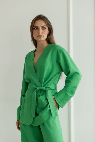 Летний леновый костюм брюки палаццо и жакет с асимметричным краем Atelero 1071 зеленый - фото 5