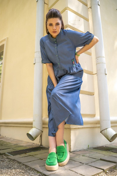 Синее платье футляр с контрастной отстрочкой и пуговицами Andina 816 джинс - фото 11