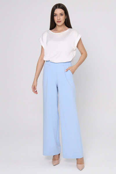 Голубые женские брюки из текстиля с комфортной посадкой Панда 131460w голубой - фото 1