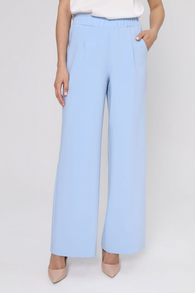 Голубые женские брюки из текстиля с комфортной посадкой Панда 131460w голубой - фото 3