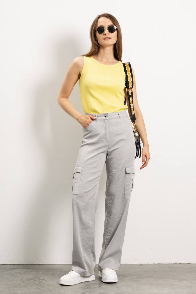 Серые летние брюки-клеш из вискозы с накладными карманами Femme & Devur 90042 1.47F(170) - фото 2