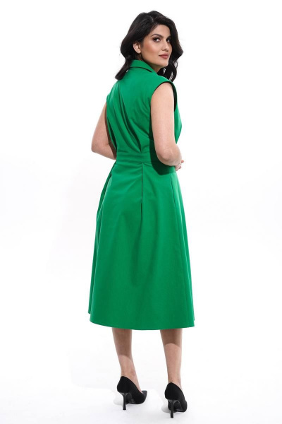 Платье расклешенное на запах с поясом и карманами MAKKI 16/22 зеленый - фото 3