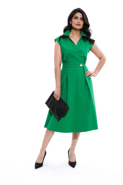 Платье расклешенное на запах с поясом и карманами MAKKI 16/22 зеленый - фото 1