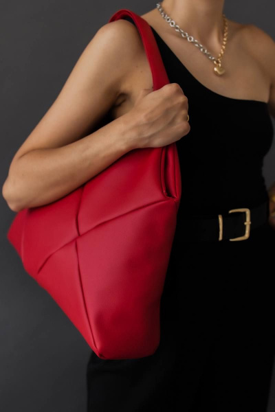 Стильная сумка из экокожи с большим отделением и карманами MT.Style ROMB2 red - фото 4