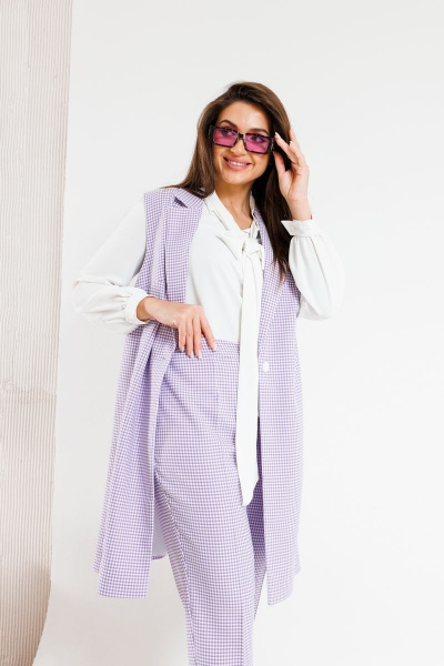 Фиолетовые брюки деловые на резинке и пуговице SandyNa 130204 сиреневая-гусьлапка - фото 2