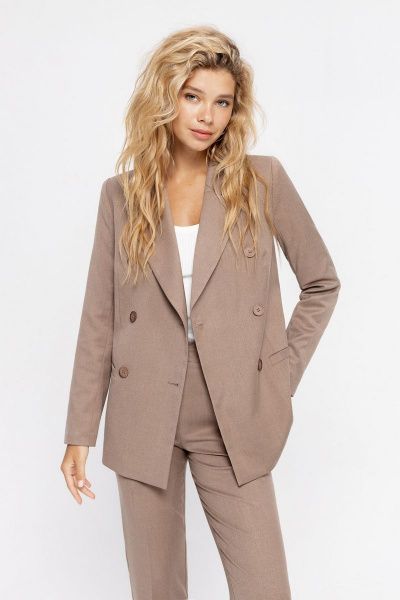 Классический жакет прямого кроя с прорезными карманами PiRS 4639 бежевый - фото 4