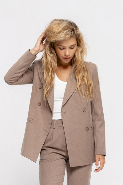 Классический жакет прямого кроя с прорезными карманами PiRS 4639 бежевый - фото 2