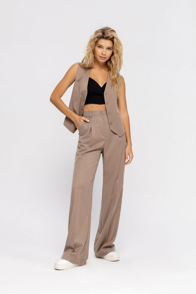 Классический жилет полуприлегающего силуэта из текстиля PiRS 4640 бежевый - фото 8