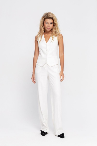 Костюм 3-ка из жакета, жилета и палаццо из льняного текстиля PiRS 4701 белый - фото 8