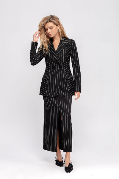 Костюм-двойка из в полоску из текстиля и приталенной юбкой PiRS 4731 черный - фото 6