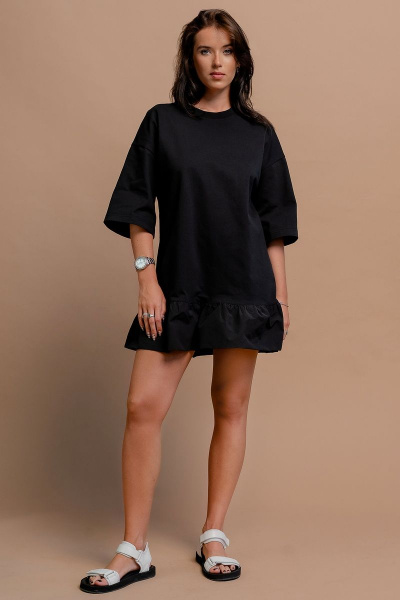 Летнее трикотажное платье с оборкой и спущенным рукавом JRSy 2365 черный - фото 4