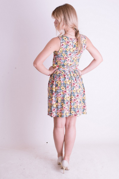 Платье с поясом на резинке и юбкой в складки без рукавов Mita ЖМ733 цветы - фото 3