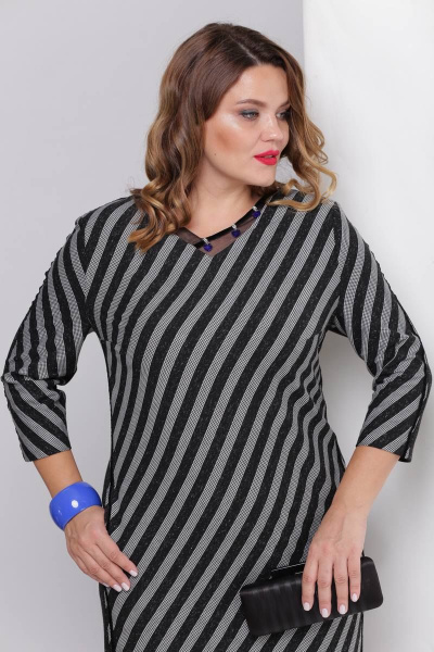 Платье с декором, черное и серое, демисезонное, с рукавом ¾ Viola Style 0881 полоска - фото 3