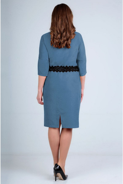 Платье зауженное с кружевной аппликацией и разрезом Таир-Гранд 6539 джинс - фото 3