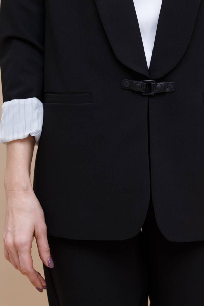 Классический костюм из текстиля с жакетом и узкими брюками Domna 16055 - фото 5