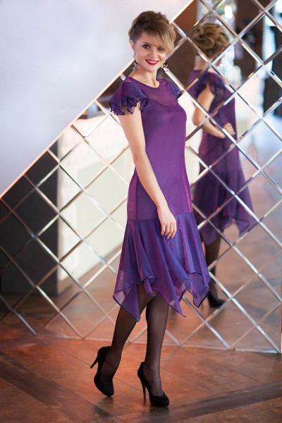 Фиолетовое платье с ассиметричным воланом и люрексом Euromoda 192/1 - фото 2