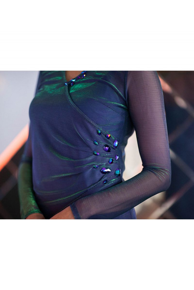 Платье нарядное с глубоким V-вырезом и камнями Euromoda 194 - фото 2