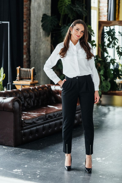 Брюки зауженные с поясом, складками и накладными карманами Edibor 2052 - фото 1