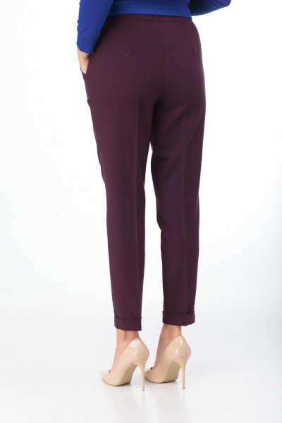 Демисезонные брюки в ярких оттенках из текстиля Anelli 418 винный - фото 7