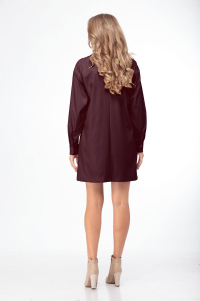 Платье-рубашка из эко-кожи с съёмным поясом и накладными карманами Anelli 800 бордо - фото 2