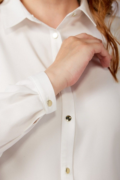 Белая классическая блуза из вискозы с длинными рукавами Nika.PL 040131 молочный - фото 5