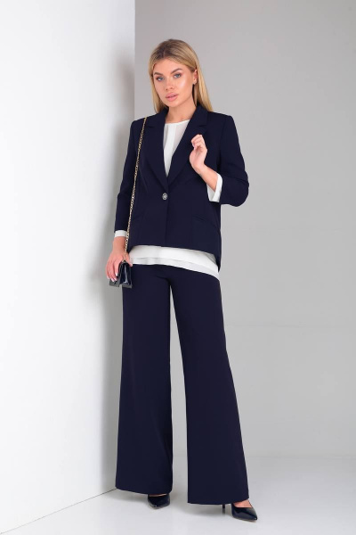 Элегантный брючный костюм с шифоновой блузкой и оригинальной спинкой DOGGI 2904 темно-синий - фото 9