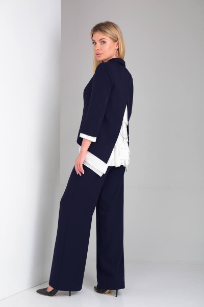 Элегантный брючный костюм с шифоновой блузкой и оригинальной спинкой DOGGI 2904 темно-синий - фото 8