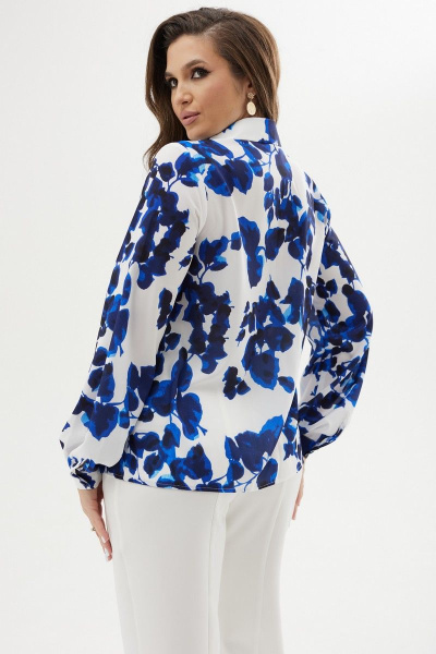 Блуза прямого силуэта с нагрудными вытачками и воротником-стойкой MALI 623-074 голубые_цветы - фото 11