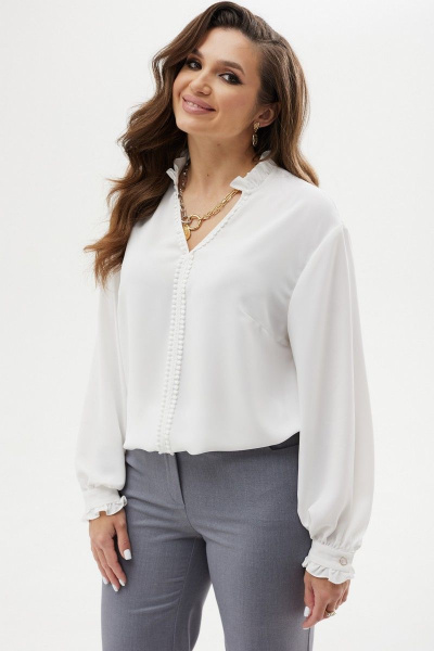 Белая блуза с фигурным низом и V-образной горловиной MALI 623-045 белый - фото 8