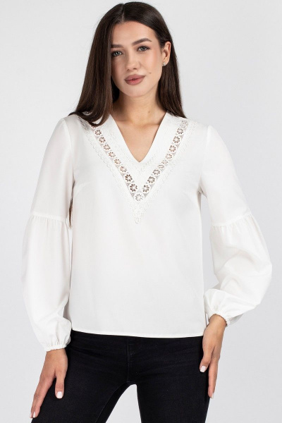 Белая кружевная блузка с V-образным вырезом и рукавом VIZAVI 691 молочный - фото 5